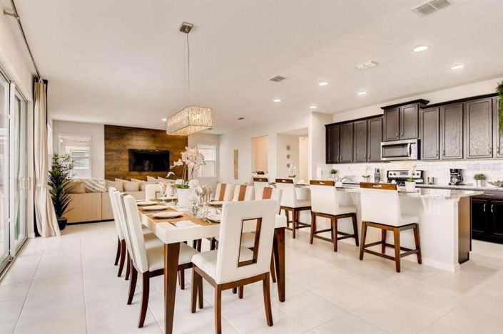 Image No.12-5 Bed Property for sale