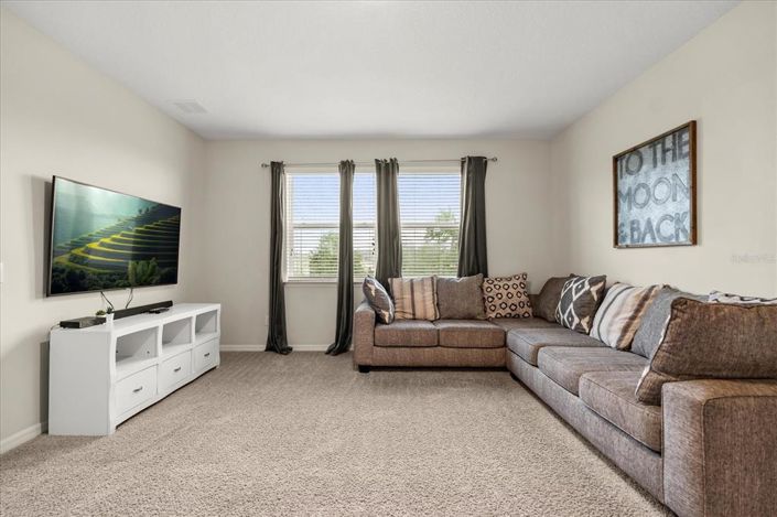 Image No.15-5 Bed House for sale