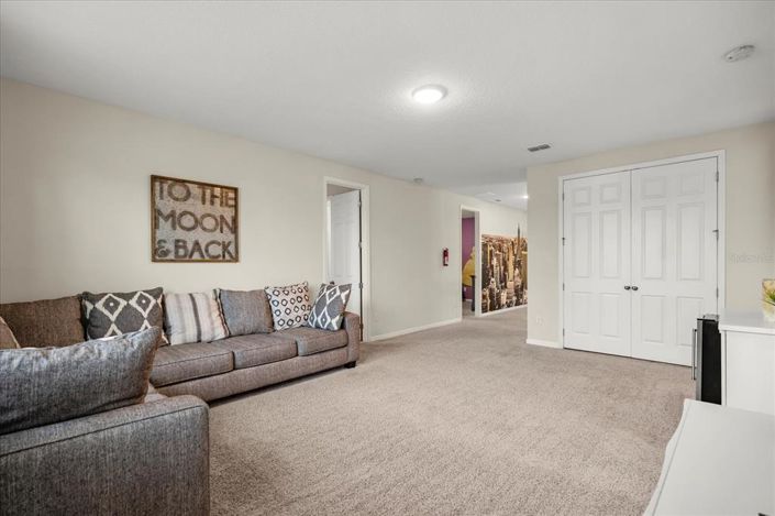 Image No.16-5 Bed House for sale