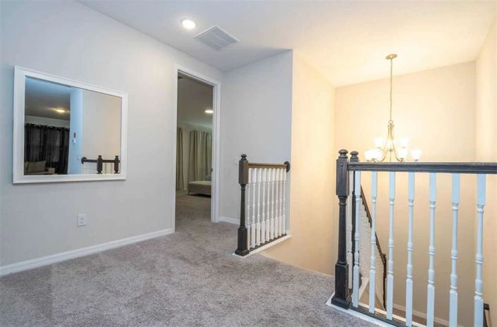 Image No.27-5 Bed Property for sale