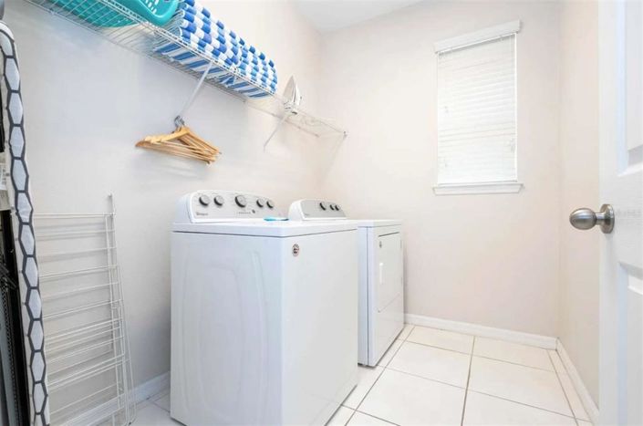 Image No.30-5 Bed Property for sale