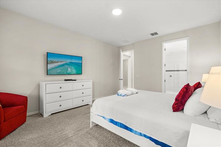 Image No.33-5 Bed House for sale