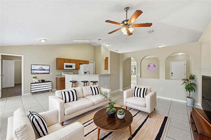 Image No.5-Propriété de 3 chambres à vendre à Kissimmee