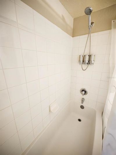 Image No.30-2 Bed Property for sale