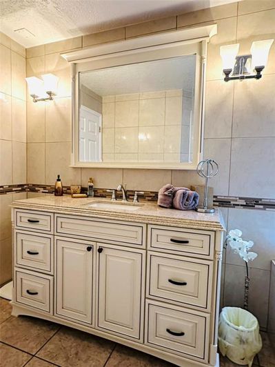 Image No.19-5 Bed House for sale