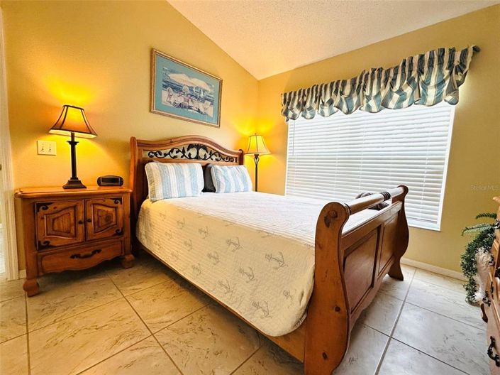 Image No.27-5 Bed Property for sale