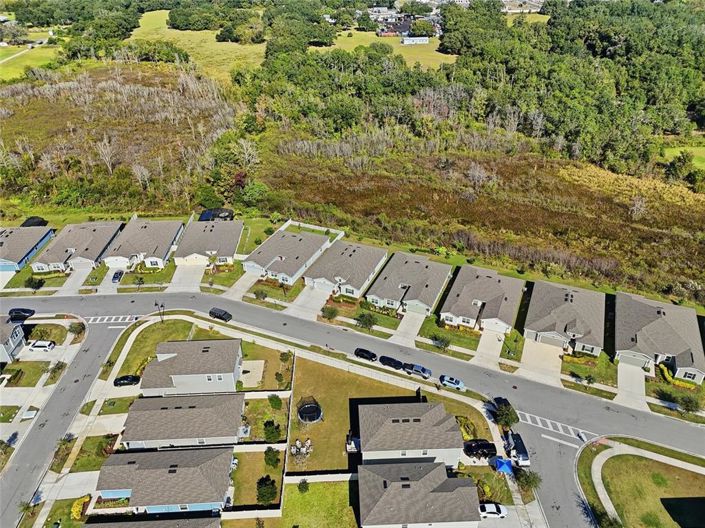 Image No.4-Propriété de 4 chambres à vendre à Kissimmee