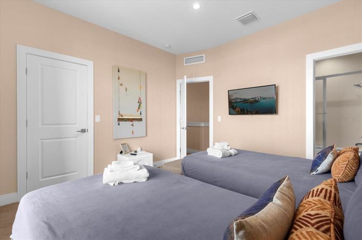 Image No.32-3 Bed Townhouse for sale