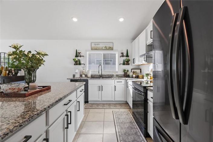 Image No.17-4 Bed Property for sale