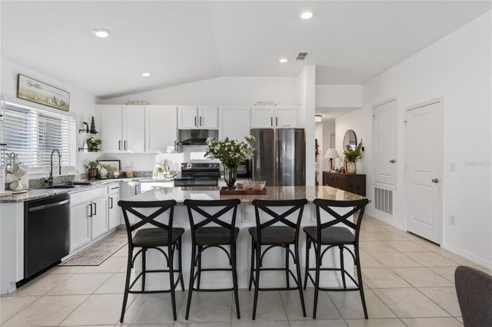 Image No.21-4 Bed Property for sale