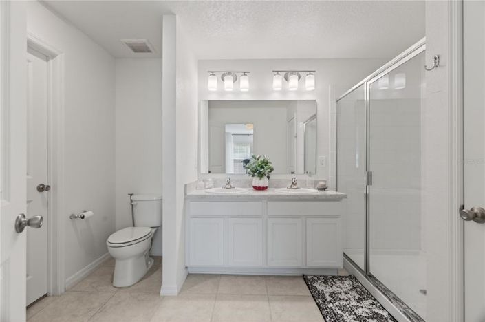 Image No.27-4 Bed Property for sale