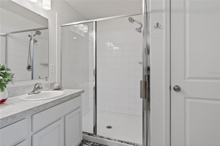 Image No.28-4 Bed Property for sale