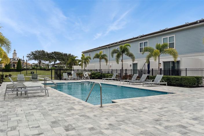 Image No.21-3 Bed Townhouse for sale