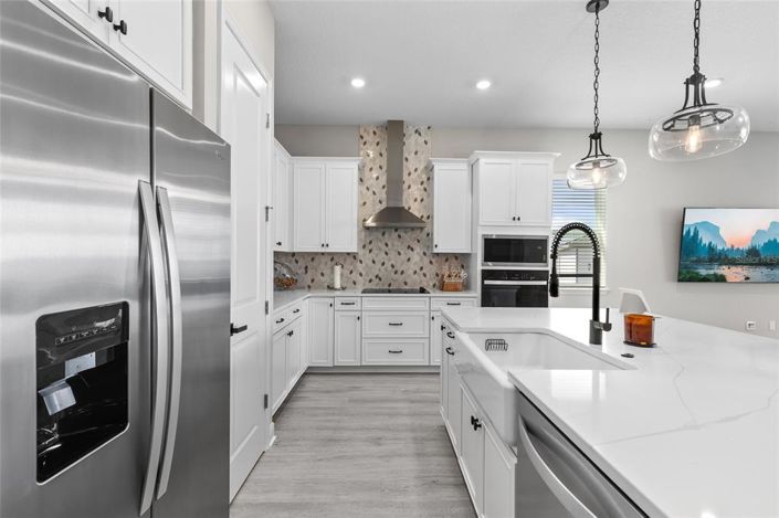 Image No.17-4 Bed Property for sale