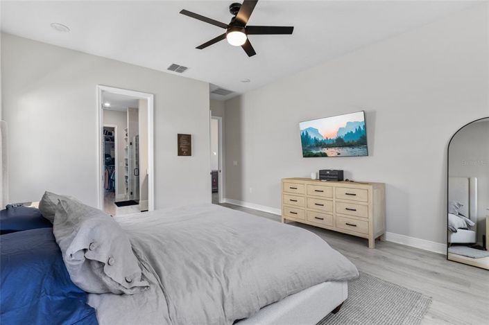 Image No.20-4 Bed Property for sale