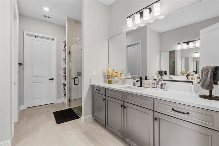 Image No.21-4 Bed Property for sale