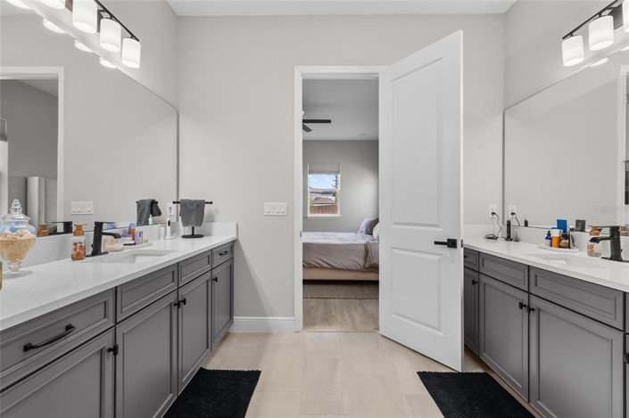 Image No.24-4 Bed Property for sale