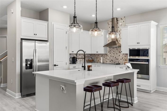 Image No.3-4 Bed Property for sale