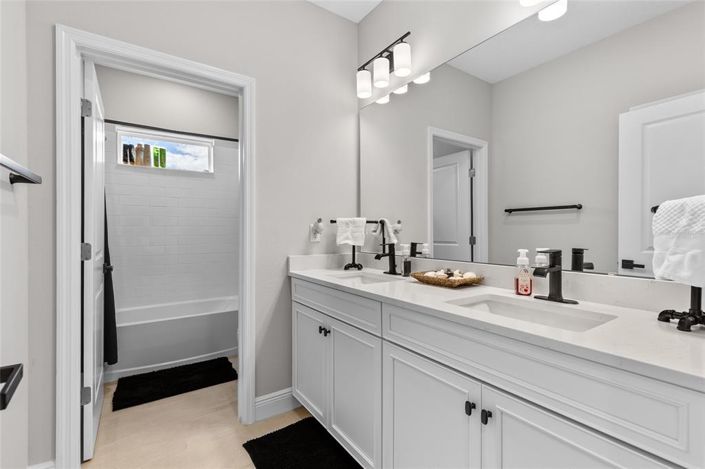 Image No.31-4 Bed Property for sale