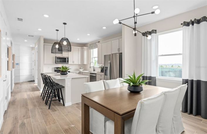 Image No.8-2 Bed Property for sale