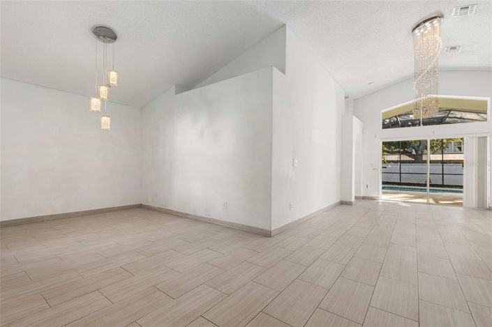 Image No.8-Propriété de 4 chambres à vendre à Kissimmee