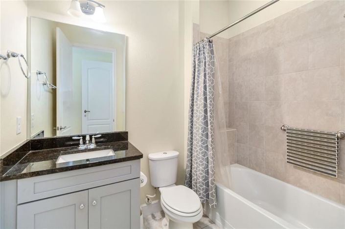 Image No.19-3 Bed Property for sale