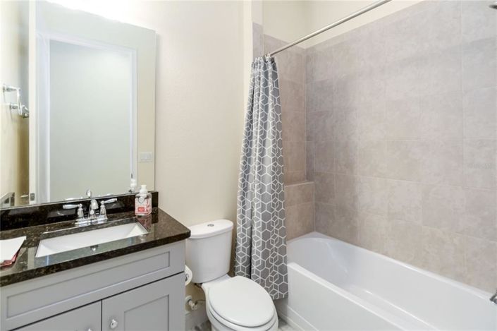 Image No.20-3 Bed Property for sale