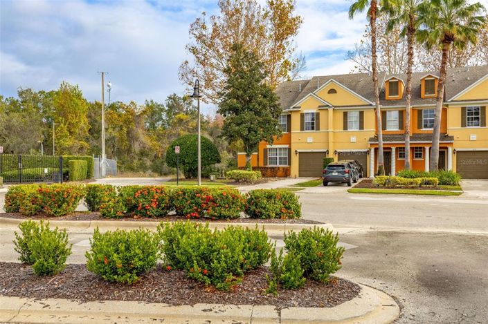 Image No.4-4 Bed Townhouse for sale