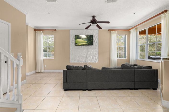 Image No.9-4 Bed Townhouse for sale