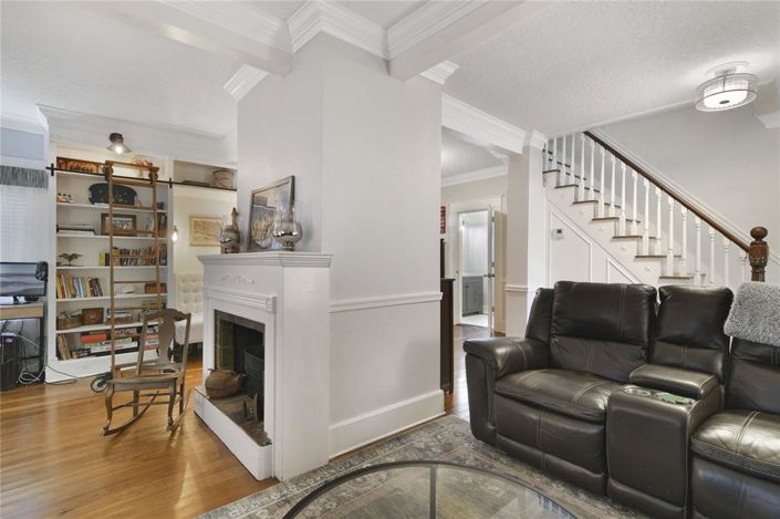 Image No.10-4 Bed Property for sale