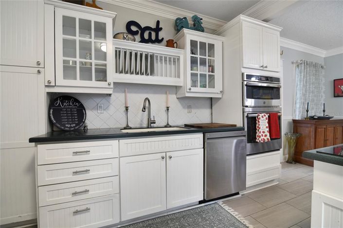 Image No.13-4 Bed Property for sale