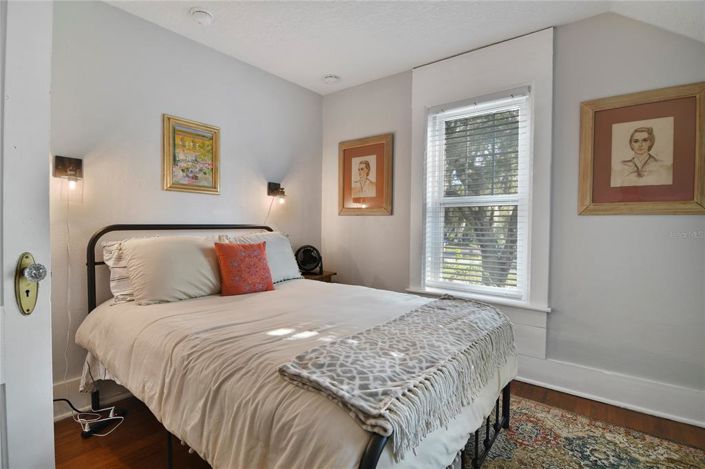 Image No.18-4 Bed Property for sale