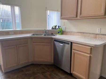 Image No.10-Propriété de 4 chambres à vendre à Kissimmee