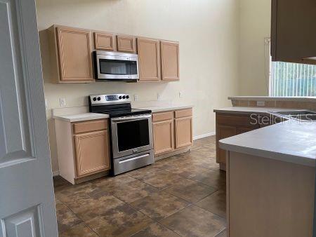 Image No.9-Propriété de 4 chambres à vendre à Kissimmee