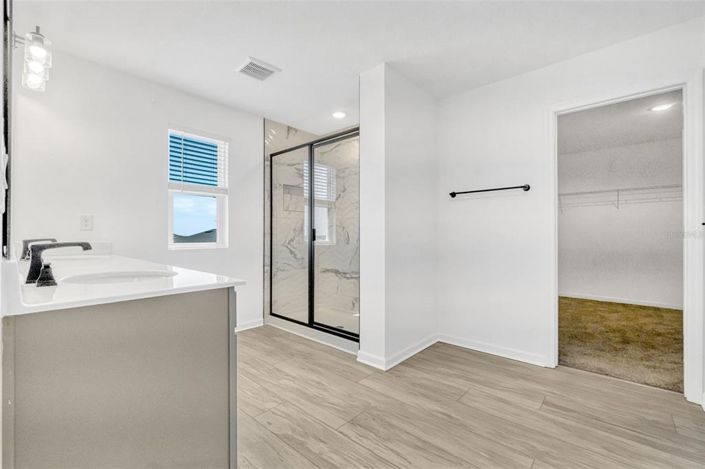 Image No.27-5 Bed House for sale