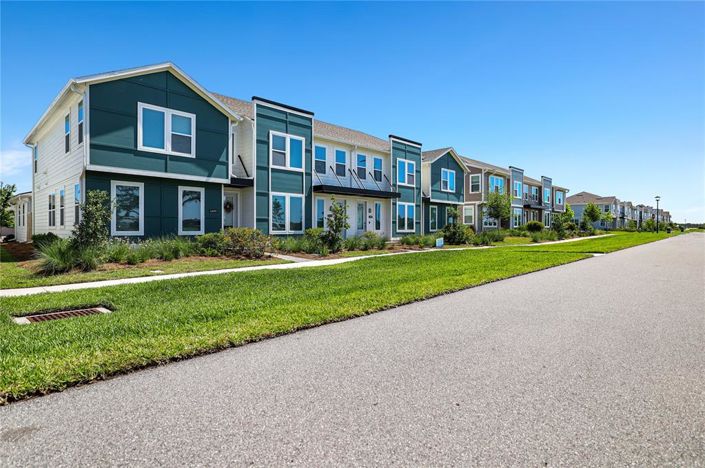 Image No.2-Maison de ville de 3 chambres à vendre à États-Unis