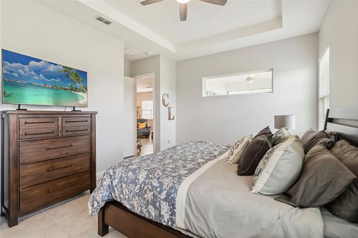 Image No.24-3 Bed Property for sale