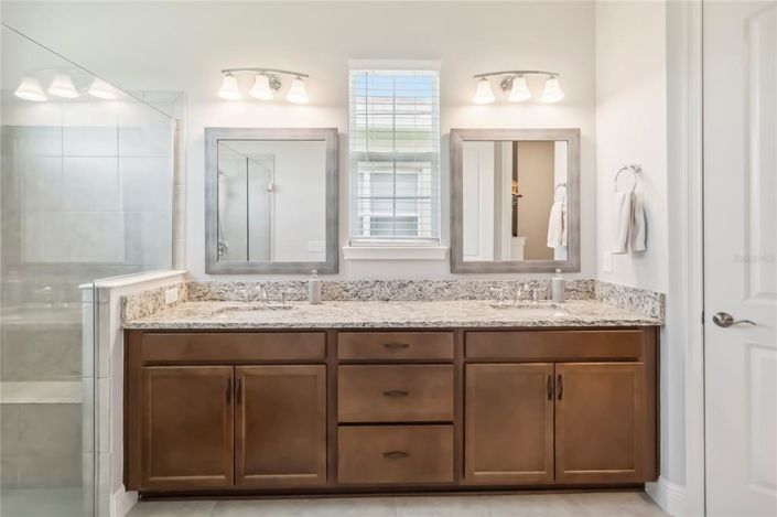 Image No.25-3 Bed Property for sale