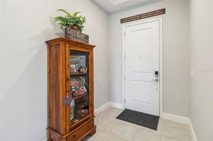 Image No.5-3 Bed Property for sale