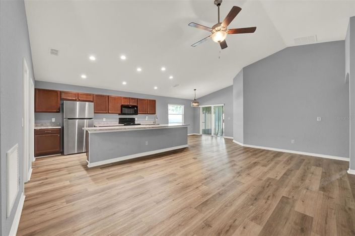 Image No.5-4 Bed Property for sale