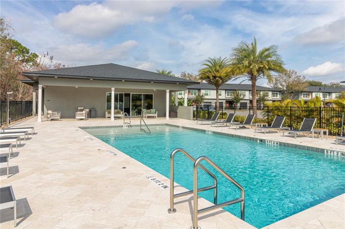 Image No.2-Maison de ville de 4 chambres à vendre à Kissimmee