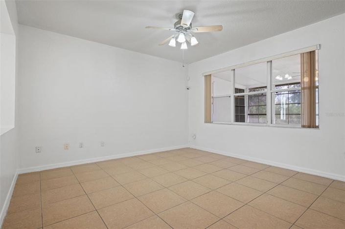 Image No.10-4 Bed Property for sale