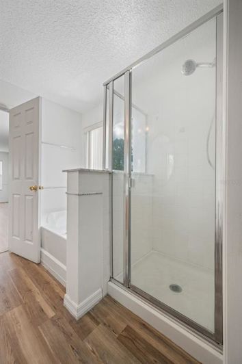 Image No.20-4 Bed Property for sale