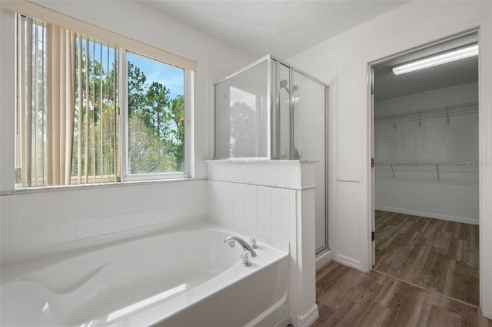 Image No.24-4 Bed Property for sale