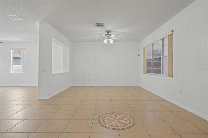 Image No.9-4 Bed Property for sale