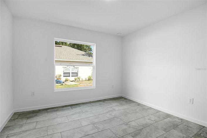 Image No.8-Propriété de 4 chambres à vendre à Kissimmee