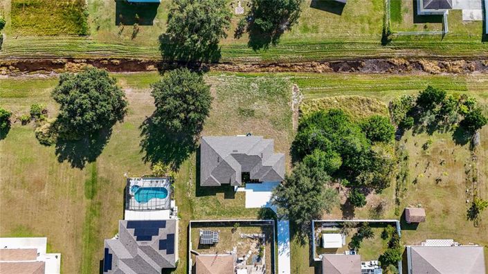 Image No.2-Propriété de 4 chambres à vendre à Kissimmee