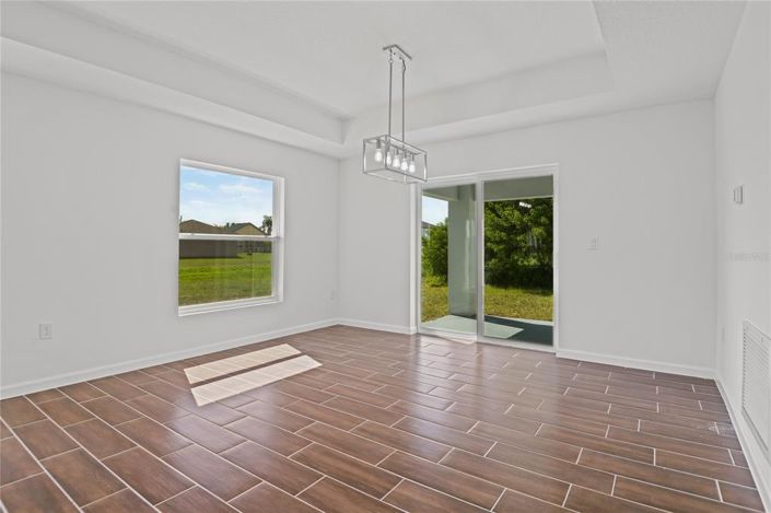 Image No.8-Propriété de 4 chambres à vendre à Kissimmee