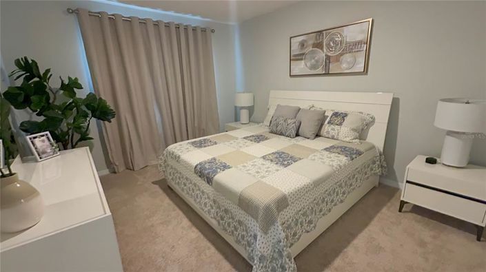 Image No.15-4 Bed Property for sale