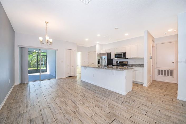 Image No.8-3 Bed Property for sale